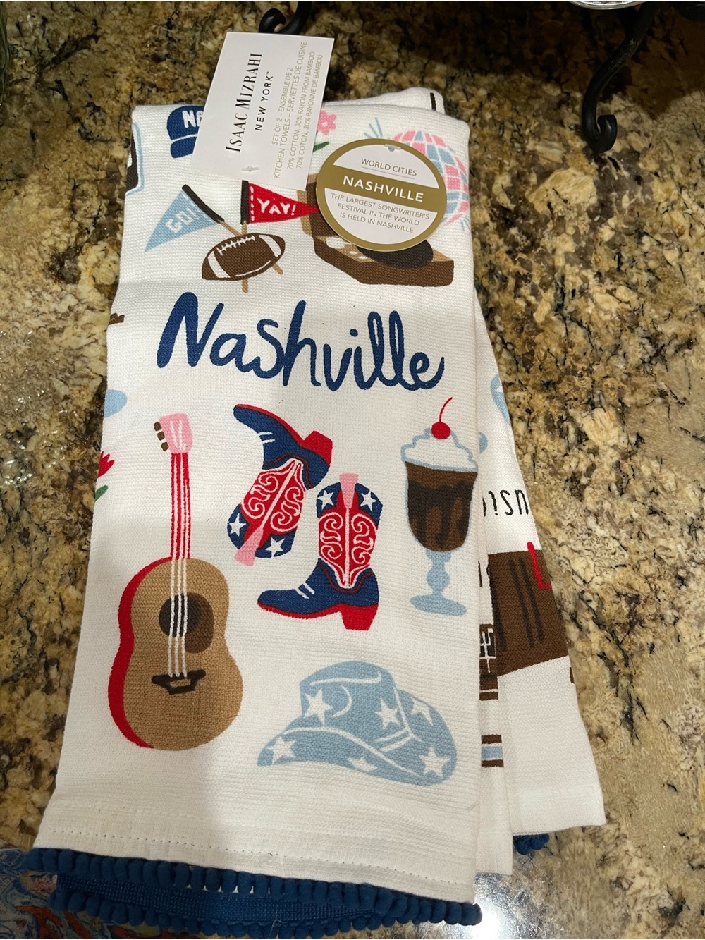 Isaac Mizrahi Kitchen Towel set - NASHVILLE - brand new!